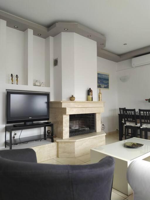Kritharia Guesthouse Volos エクステリア 写真