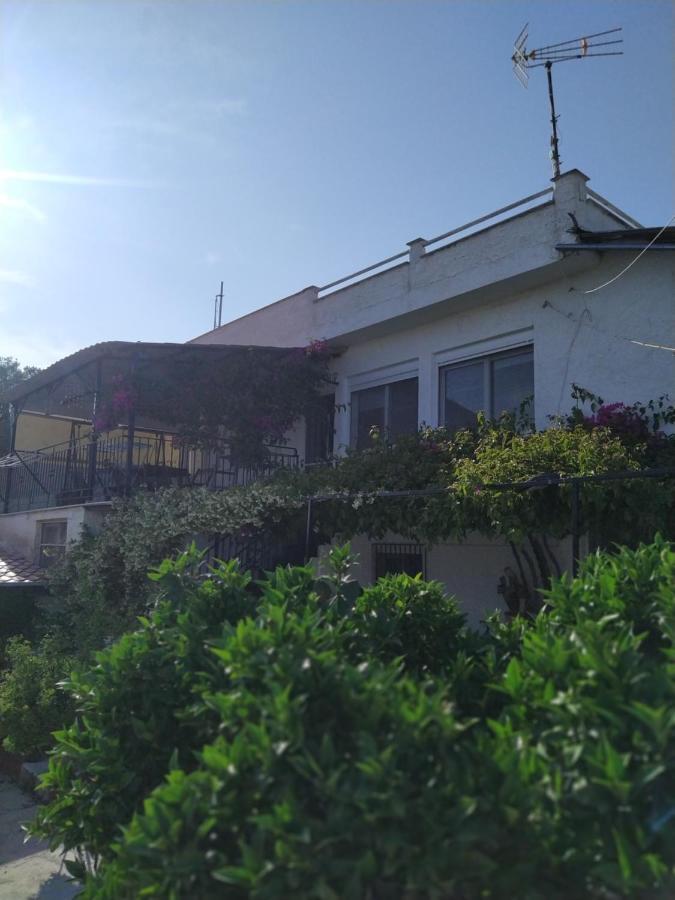 Kritharia Guesthouse Volos エクステリア 写真